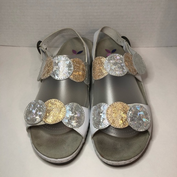 Silver and Gold Open-Toe Sandals with Adjustable Straps size 8 - Picture 2 of 9
